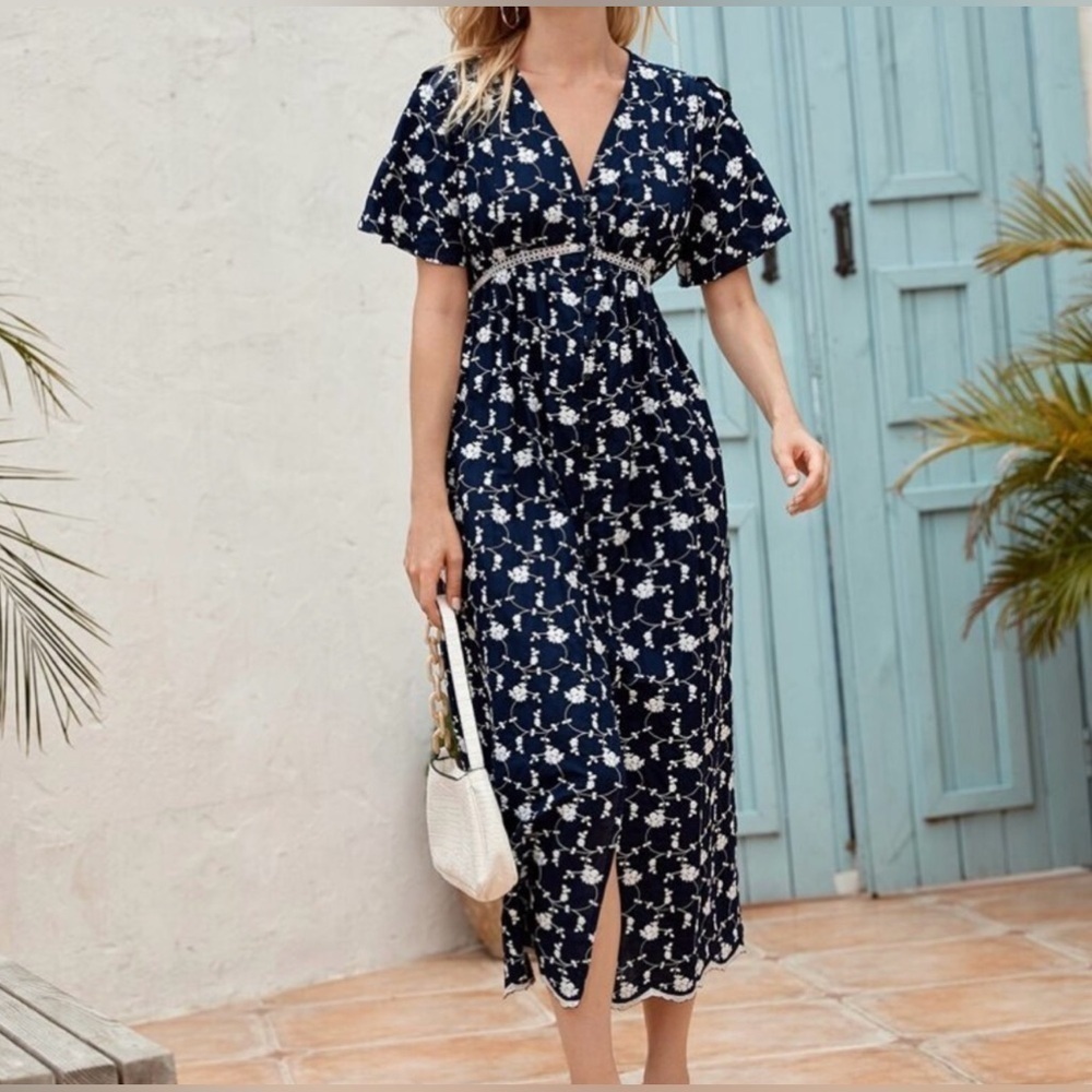 NWT Zara Embroidered Flutter Sleeve Button Down Midi Dresss Size Small